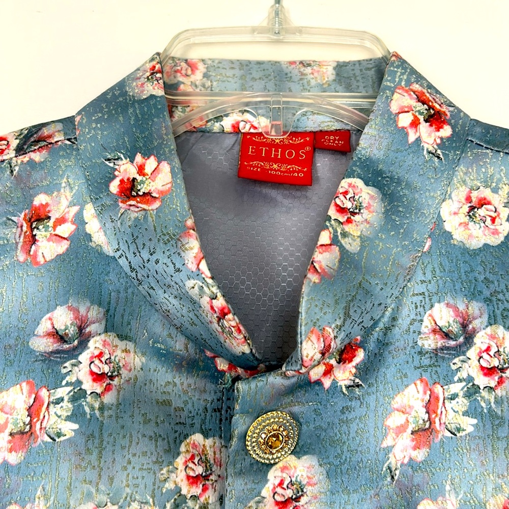 Ethos Elite silk vest in light blue with pink flowers, with gold buttons, size L